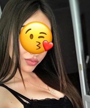 Я креативная и нежная индивидуалка, готова порадовать тебя своим опытом и умением доставить настоящее удовольствие. Живу в Москве, в самом сердце города. Предоставляю широкий спектр услуг, которые сделают наше время вместе незабываемым. Я открыта для экспериментов и готова попробовать что-то новое. Мои фото 100% реальные, и я уверена, что они тебе понравятся. У меня есть отличные отзывы от предыдущих клиентов, которые гарантируют мою надежность и профессионализм. 💕 Так что, если ты ищешь незабываемые ощущения и полное удовлетворение, то ты нашел меня. Жду твоего звонка! 😉 Тамара